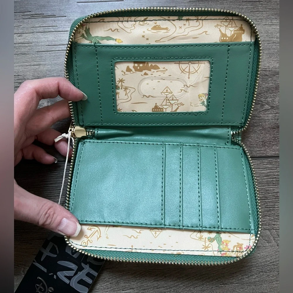 BNWT — Loungefly Peter Pan Wallet - Picture 6 of 6